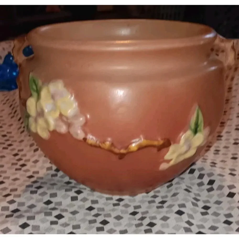 Roseville Pink Apple Blossom Jardiniere Vase #300-4